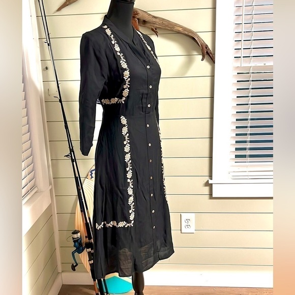 Polagram,Black Cotton-Blend, Cream Floral Embellishment,POCKETS ,EUC Dress,Large - Picture 3 of 16